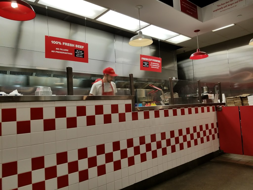 Five Guys | 3732 Innes Rd, Orléans, ON K1W 0C8, Canada | Phone: (613) 824-6270