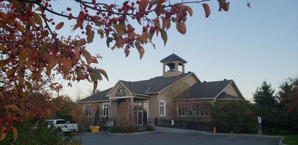 Manotick Montessori Casa Dei Bambini | 5710 Longshadow St, Manotick, ON K4M 1M2, Canada | Phone: (613) 692-1969