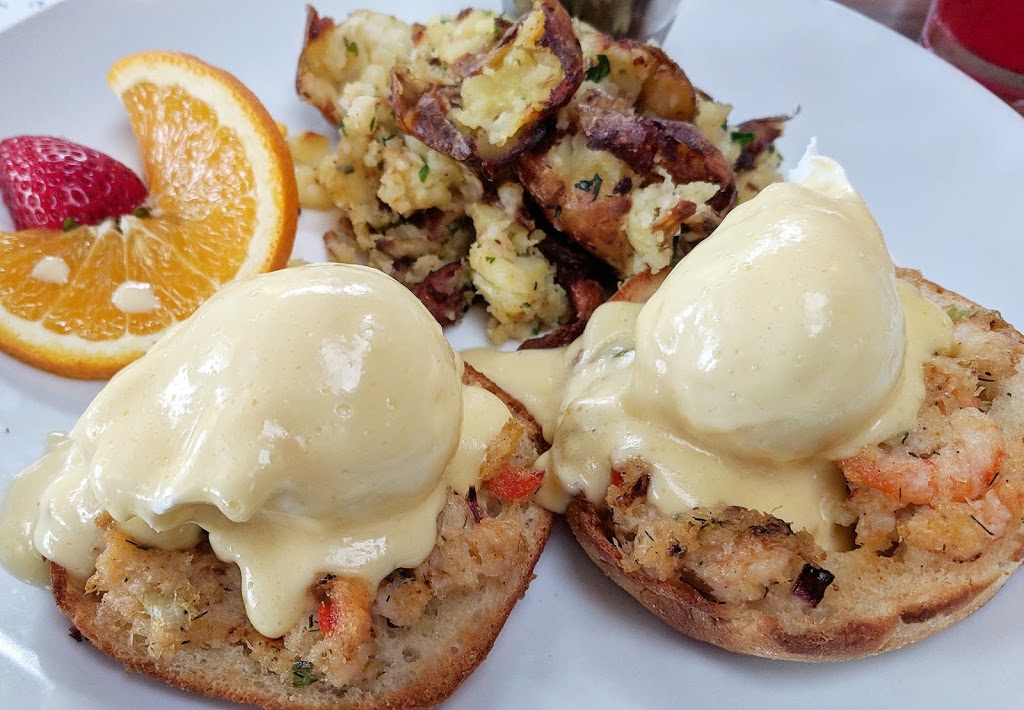 Shaughnessy Restaurant | 5251 Oak St, Vancouver, BC V6M 4H1, Canada | Phone: (604) 261-0011