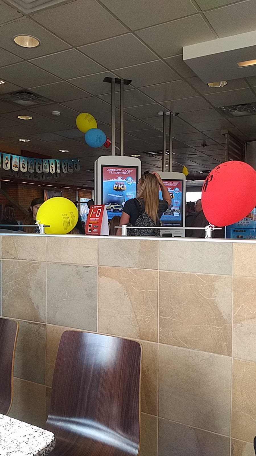 McDonalds | 535 Boulevard des Bois Francs S, Victoriaville, QC G6P 5X7, Canada | Phone: (873) 477-0214