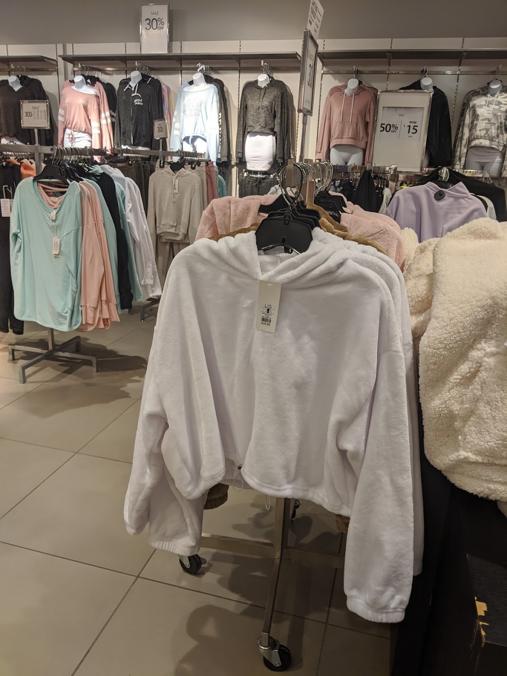 Urban Planet | 3625 Shagaanappi Trail Nw Unit#C013A, Calgary, AB T3A 0E2, Canada | Phone: (403) 247-1992