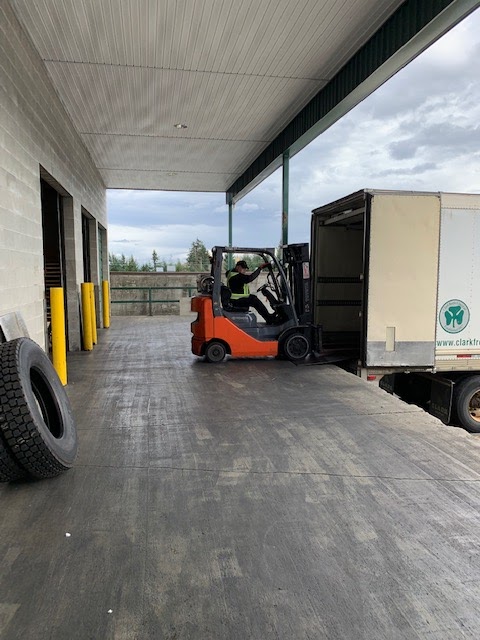 R & B Trucking Ltd | 6845 Metro Rd, Lantzville, BC V0R 2H0, Canada | Phone: (250) 390-1033