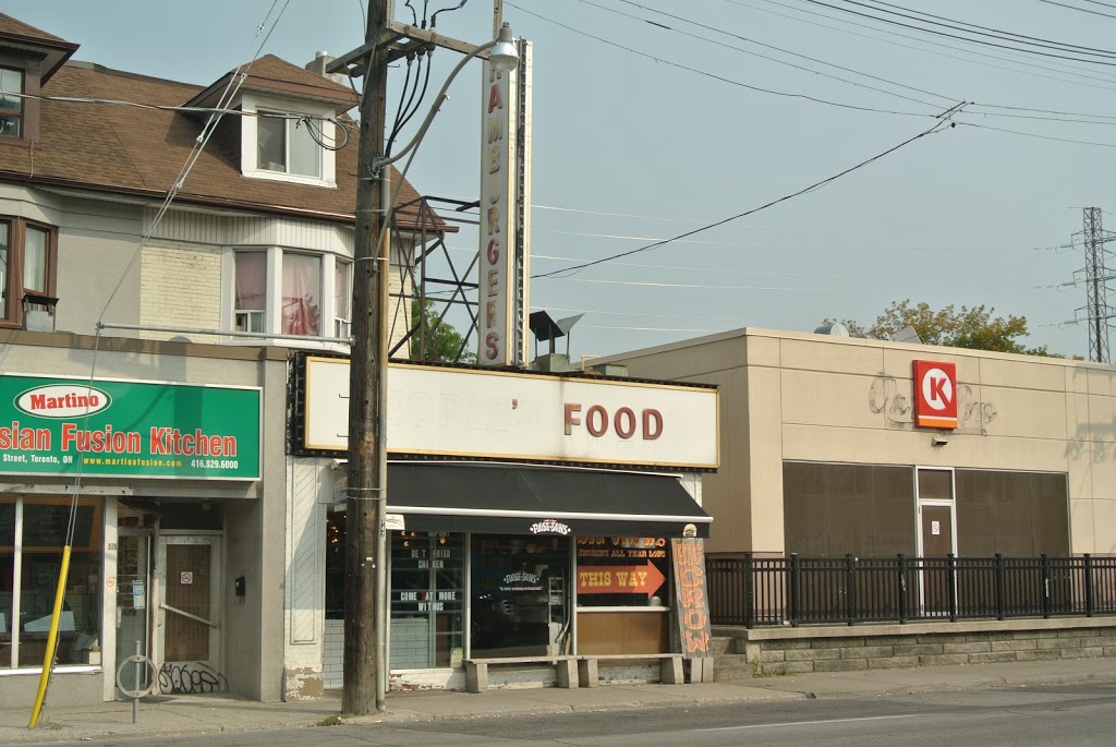 Circle K | 150 Dupont St, Toronto, ON M5R 2E6, Canada | Phone: (416) 850-9636
