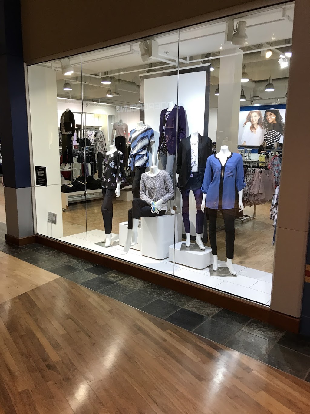 Rickis | CrossIron Mills, 261056 Crossiron Blvd Unit #323, Rocky View No. 44, AB T4A 0G3, Canada | Phone: (403) 274-4672