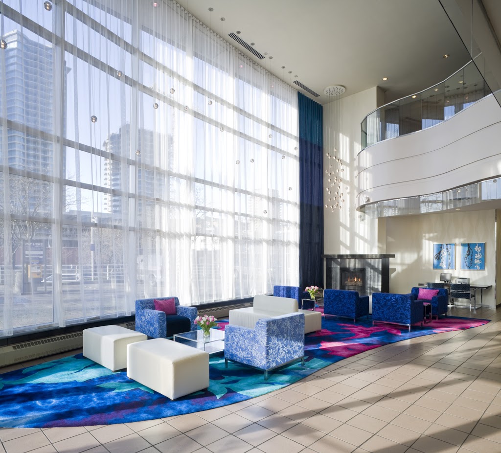 Inn At The Quay | 900 Quayside Dr, New Westminster, BC V3M 6G1, Canada | Phone: (604) 520-1776