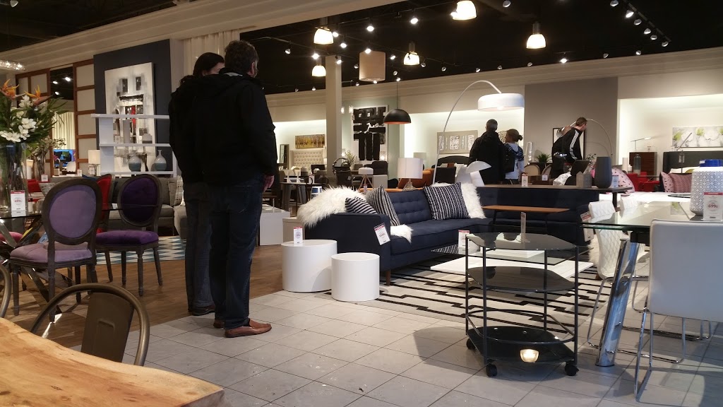 Structube | 582 Chemin de Touraine, Boucherville, QC J4B 5E4, Canada | Phone: (450) 655-8228
