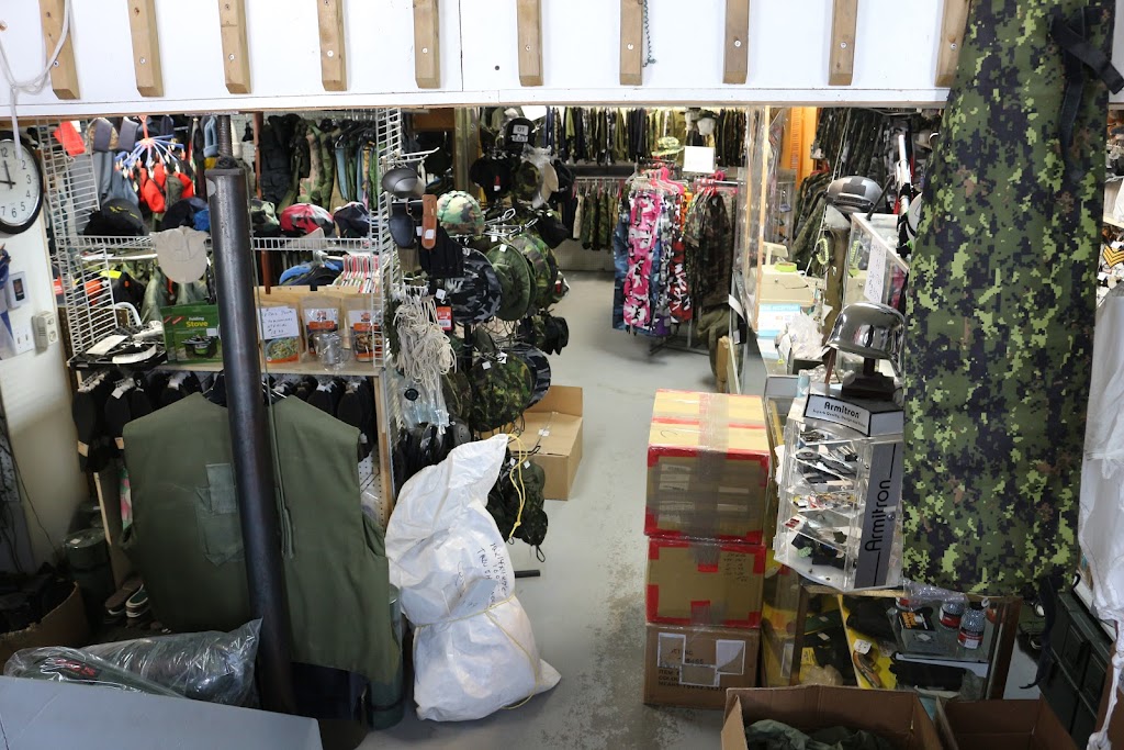 Surplus DArmee 170 | 2116 Bd du Royaume O, Chicoutimi, QC G7H 5B1, Canada | Phone: (418) 545-0419