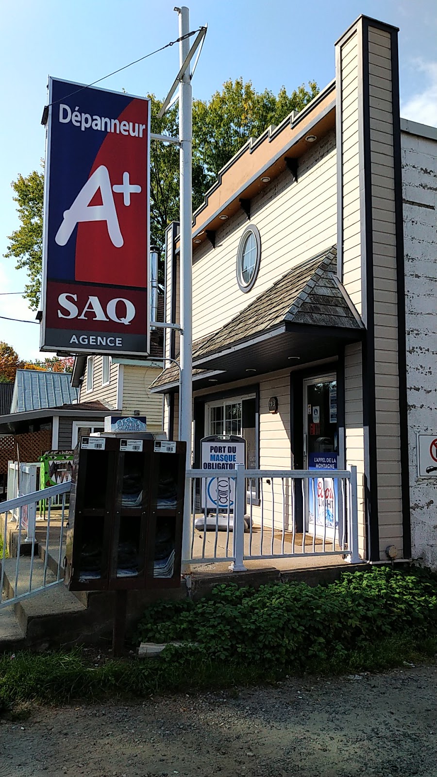 Depanneur Au Petit Ctr Enr | 193 Rue Principale, Huberdeau, QC J0T 1G0, Canada | Phone: (819) 687-2151