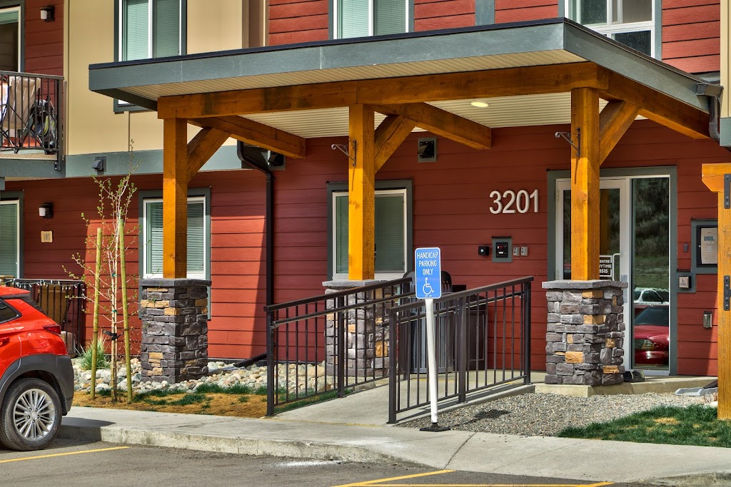 Hillside Walk - Broadstreet Properties Ltd. | 3201 Valleyview Dr, Valleyview, BC V2C 0H6, Canada | Phone: (866) 736-8515