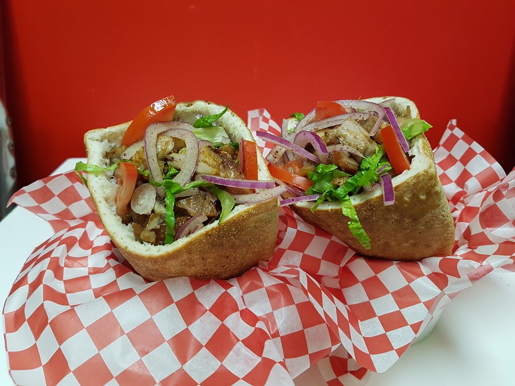 Vilis Pizza & Wings | 562 Kerr St, Oakville, ON L6K 3C7, Canada | Phone: (905) 338-8553