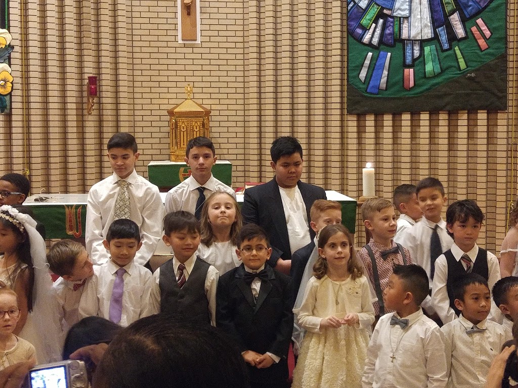 Corpus Christi Catholic Church | 404 Northmount Pl NW, Calgary, AB T2K 3P9, Canada | Phone: (403) 274-4349