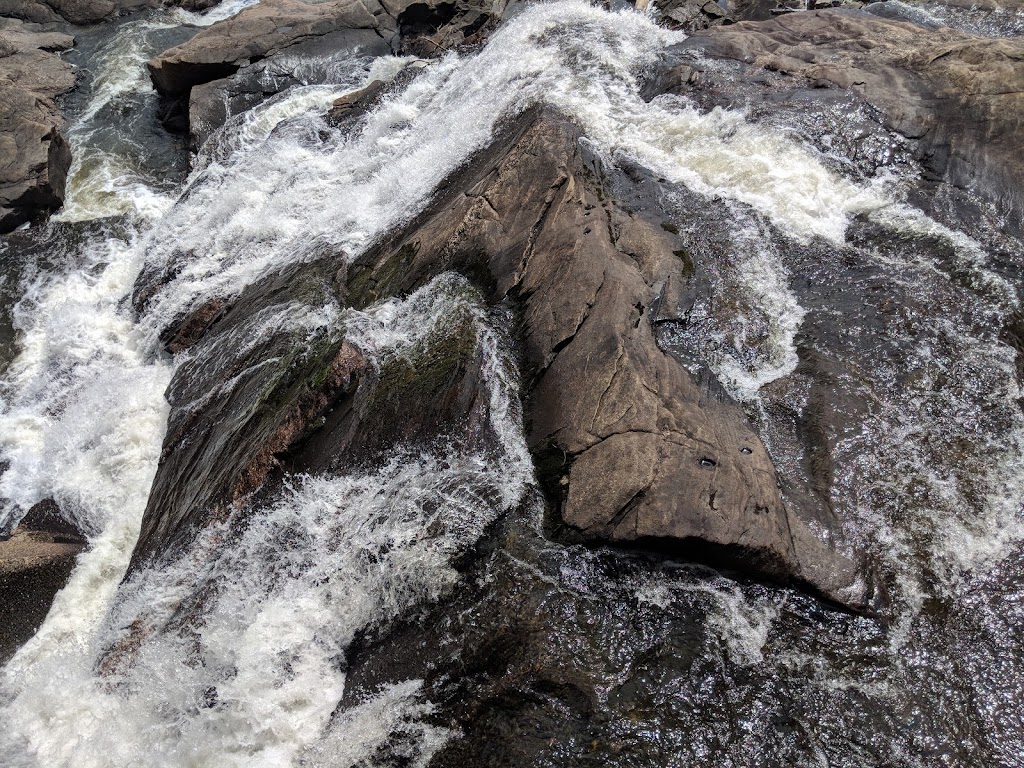 Bracebridge Visitor Info Ctr | 1 Manitoba St, Bracebridge, ON P1L 1S4, Canada | Phone: (705) 645-8121
