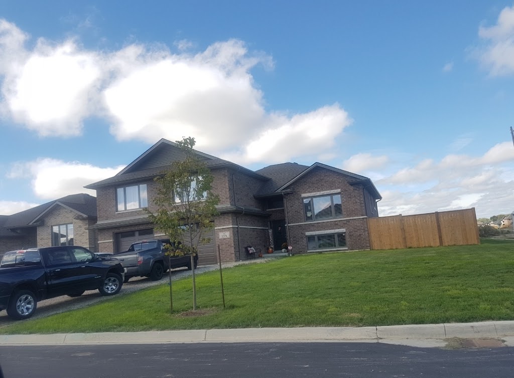 R&H Lawn Maintenance | 8349 Aalbers Crescent, McGregor, ON N0R 1J0, Canada | Phone: (226) 260-6486