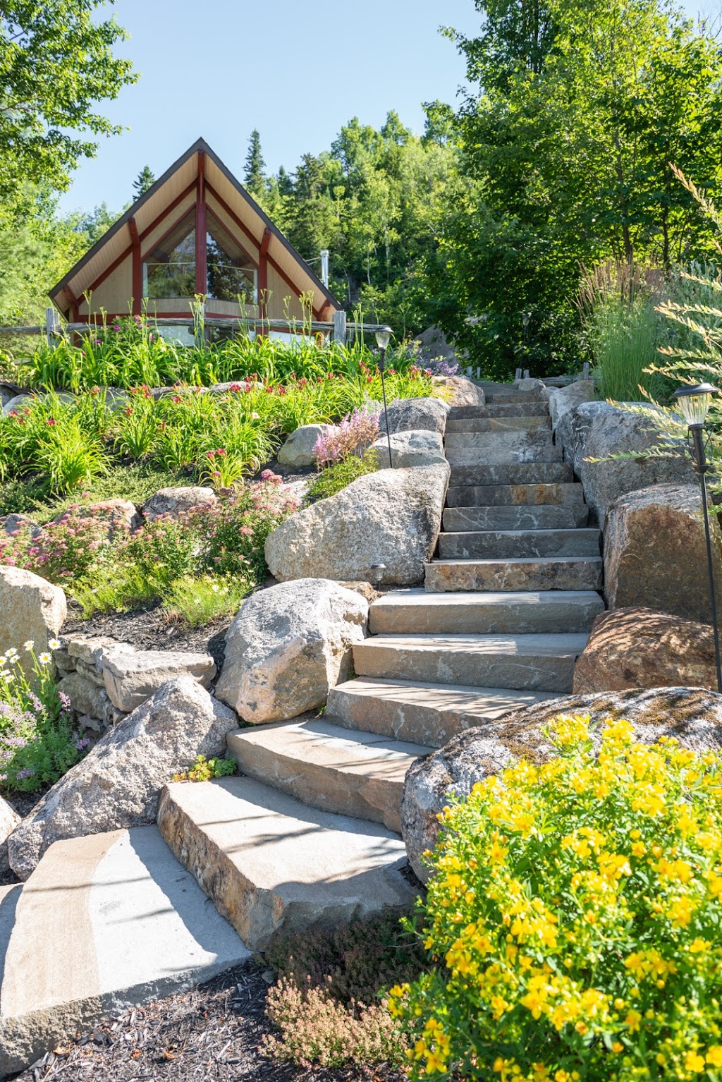 Centre de Pierres Mirabel | 5500 Route Arthur Sauvé, Mirabel, QC J7N 2W4, Canada | Phone: (450) 258-4499