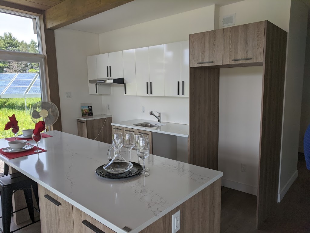 Bonneville Homes | 82 Calabogie Rd, Arnprior, ON K7S 3G8, Canada | Phone: (613) 622-0399