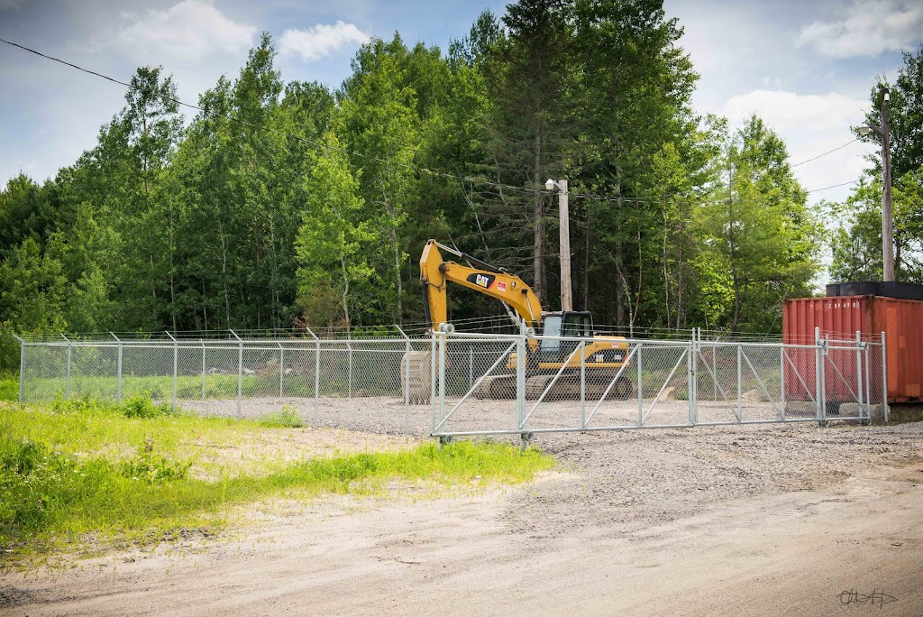 cloture vision fence | 25 Rue Lefebvre N local 7, Lachute, QC J8H 3R8, Canada | Phone: (514) 829-3422