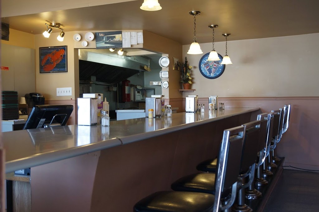 Casse-croûte Chez Mario | 2500 Boulevard Guillaume-Couture, Saint-Romuald, QC G6W 2R3, Canada | Phone: (418) 839-9183