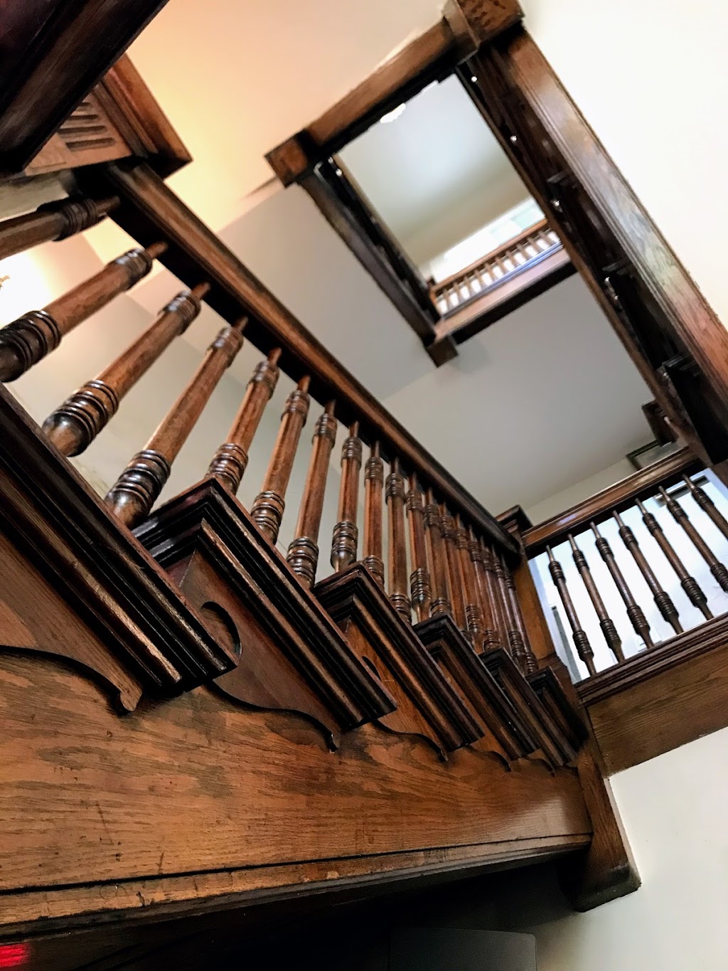 Bonnevue Manor | 33 Beaty Ave, Toronto, ON M6K 3B3, Canada | Phone: (416) 536-1455