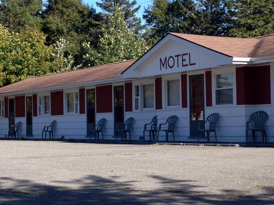Webbers Lake Charlotte Motel | 11470 Main Road, Lake Charlotte, NS B0J 1Y0, Canada | Phone: (902) 440-6731