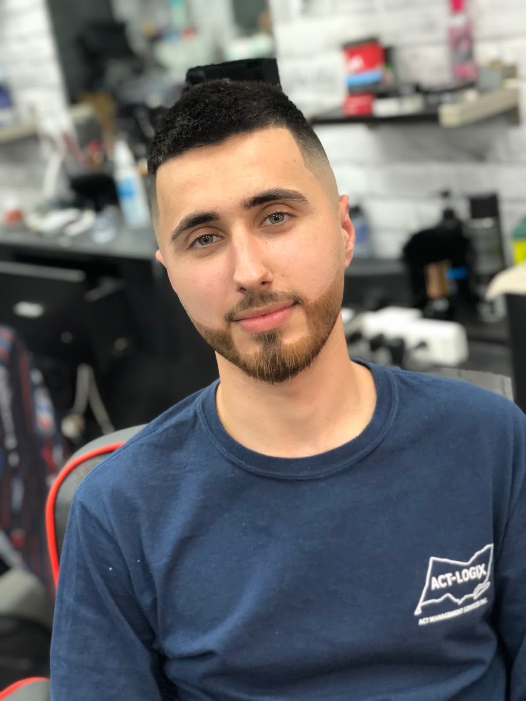 Elegance barbershop | 32081 Lougheed Hwy B2, Mission, BC V2V 1A3, Canada | Phone: (604) 287-5488