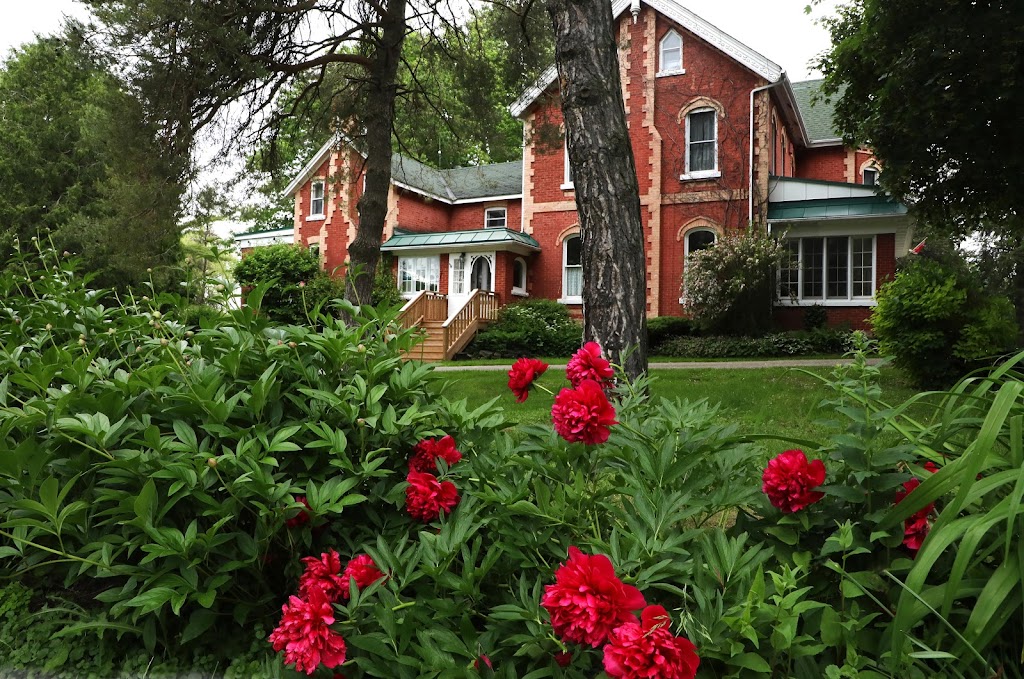 THE DOCTORS INN | 438496 Grey Rd 15, Owen Sound, ON N4K 5N3, Canada | Phone: (905) 392-9713