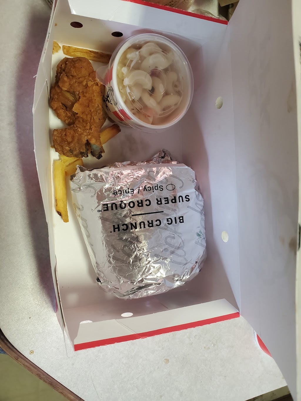 KFC | 6631 Island Hwy N, Nanaimo, BC V9T 4T7, Canada | Phone: (250) 933-1102