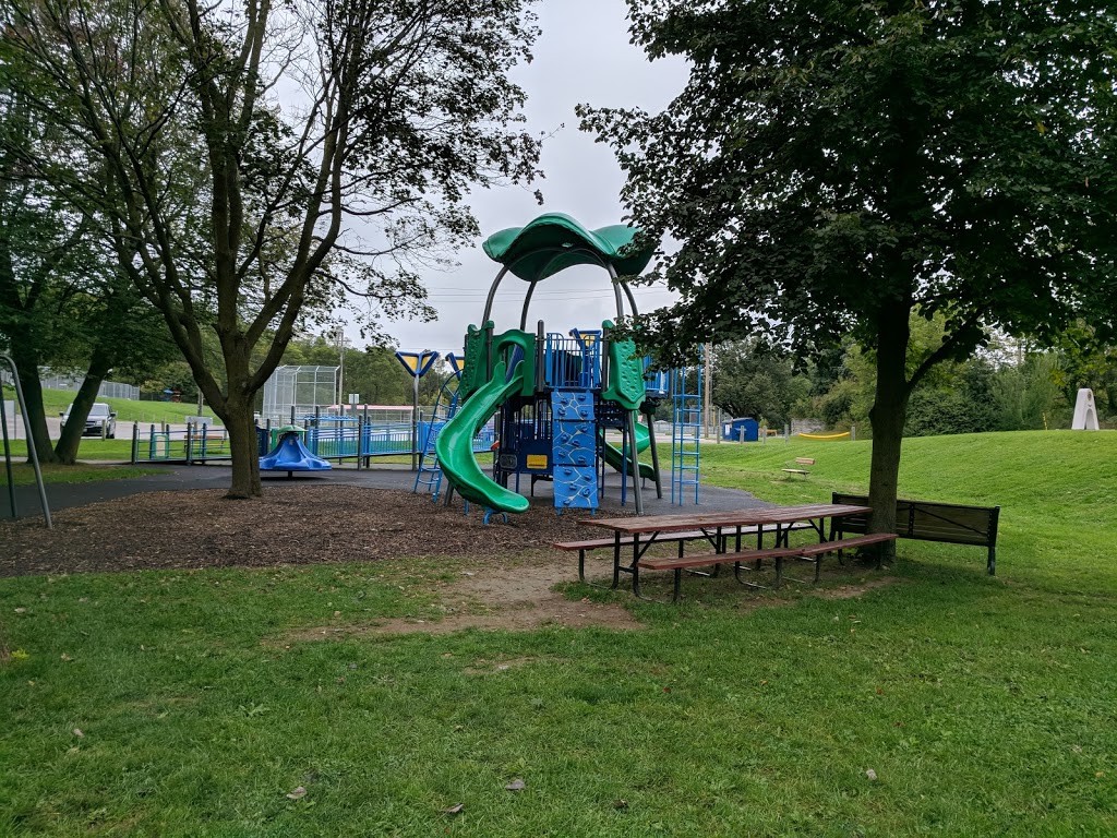 Lions Park | 36-96 Laurel St, Paris, ON N3L 3L8, Canada