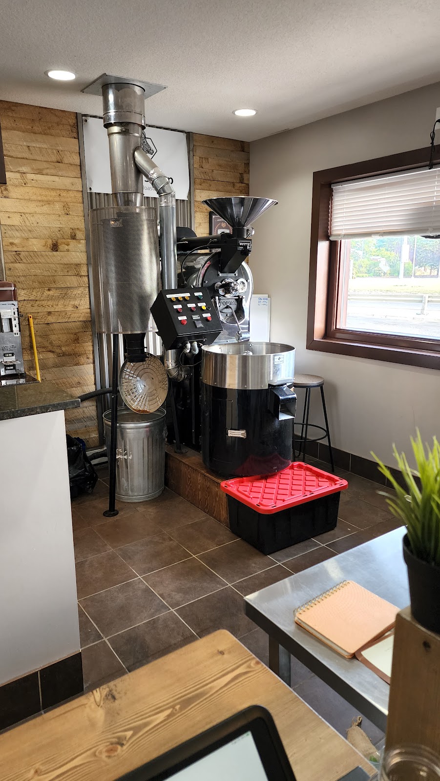 Black Sheep Coffee Co | 105 Sunset Blvd SE, Turner Valley, AB T0L 2A0, Canada | Phone: (403) 700-0597