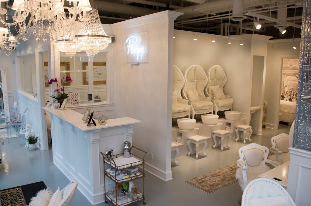 Blubella Lash Boutique | 1305 Burrard St, Vancouver, BC V6Z 1Z7, Canada | Phone: (778) 770-5372