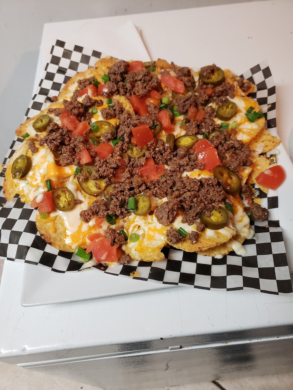 The Blue Collar Pub | 549 Stone Church Rd E #1B, Hamilton, ON L8W 3L2, Canada | Phone: (905) 574-9479