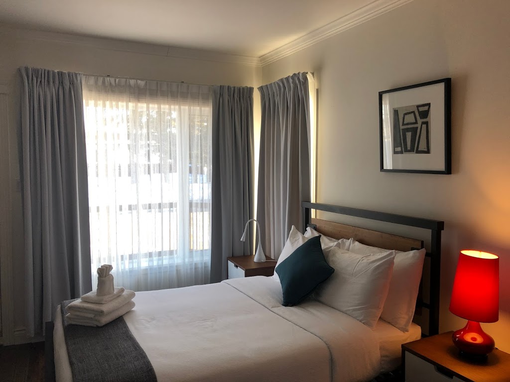 Domaine Belle Plage | 192 Rue-Sainte Anne, Baie-Saint-Paul, QC G3Z 1P8, Canada | Phone: (418) 435-3321