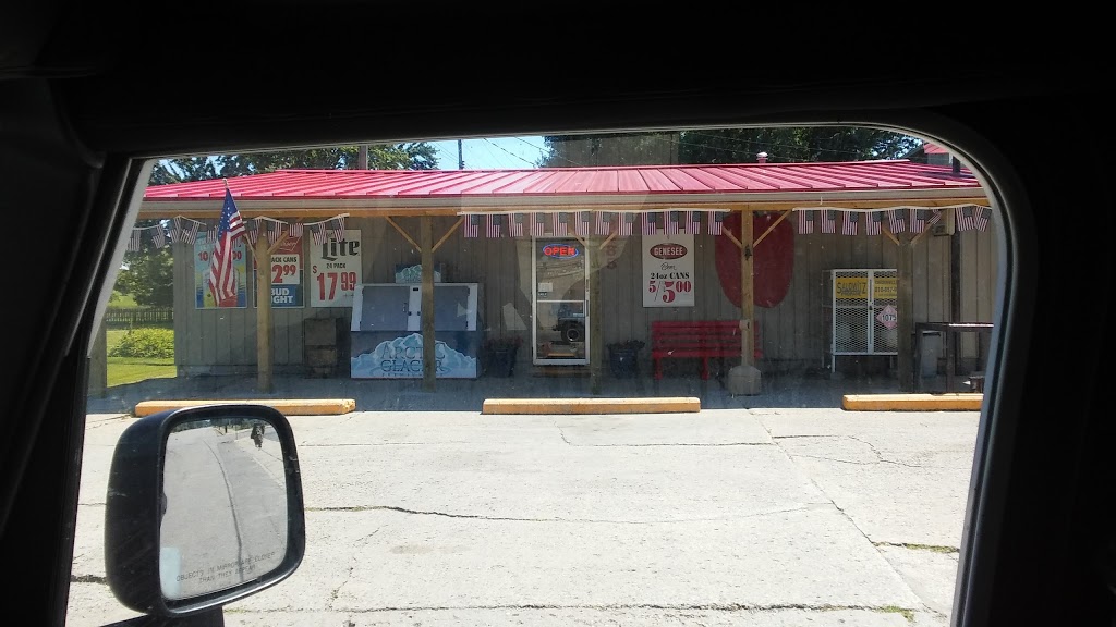 Applegate Market | 2485 Sherman St, Applegate, MI 48401, USA | Phone: (810) 633-9339