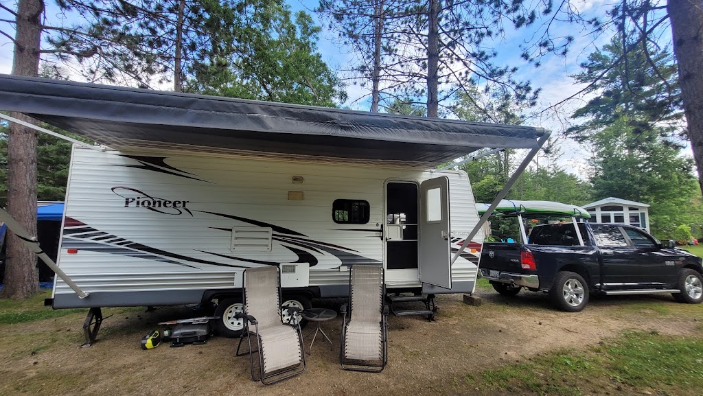 Pine Ridge Park Campground & Rustic Cabin Rental | 419 River Dr, Pembroke, ON K8A 6W7, Canada | Phone: (888) 746-3743