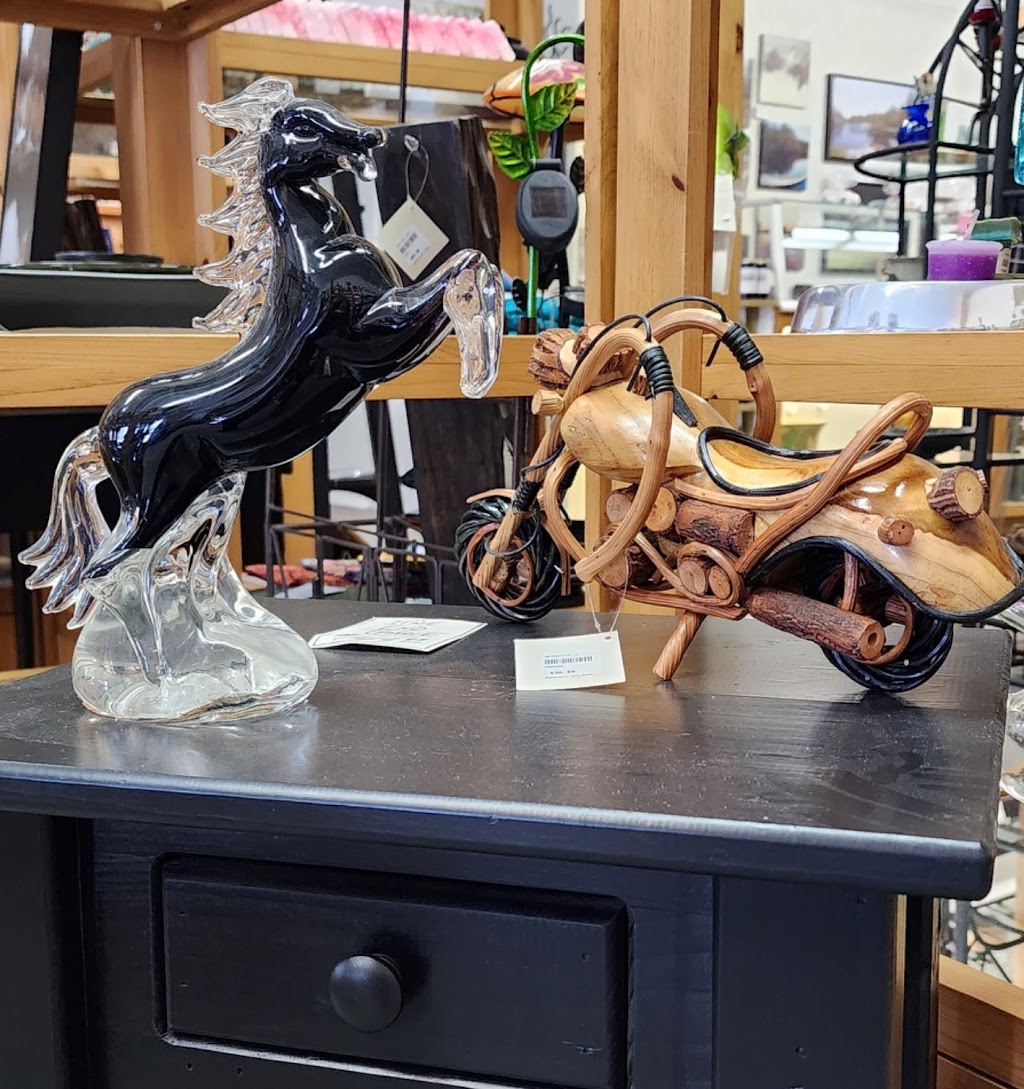 Madawaska Art Shop | 32977 Hastings County Rd 62, Maynooth, ON K0L 2S0, Canada | Phone: (613) 338-2555