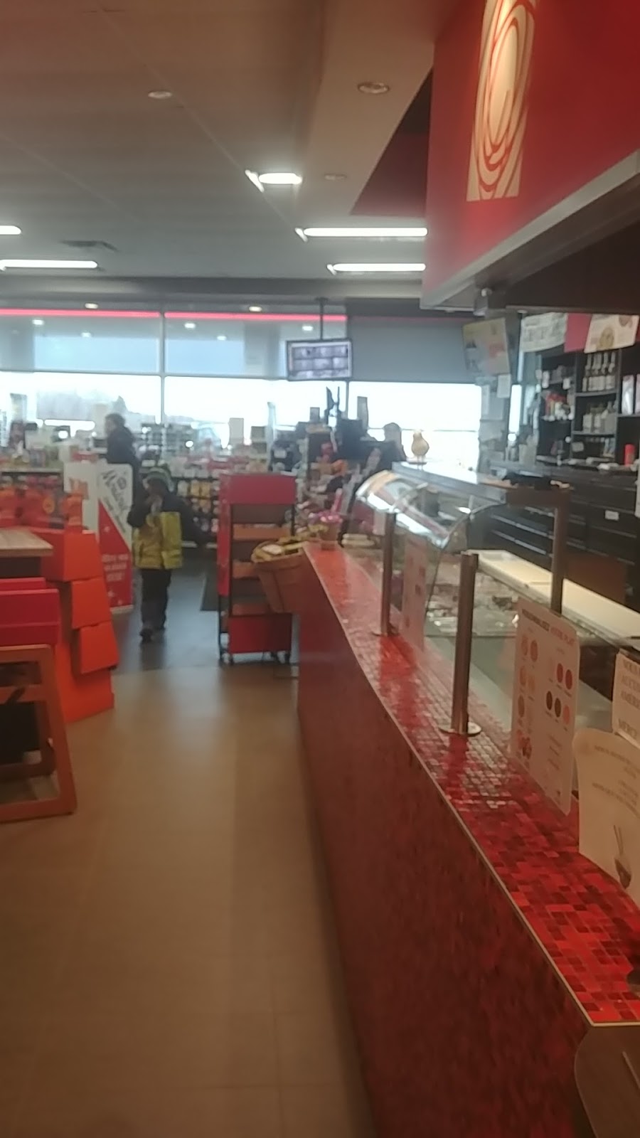 Petro-Canada | 260 Boulevard Louis-Philippe-Picard, Repentigny, QC J5Y 0K8, Canada | Phone: (450) 654-0707