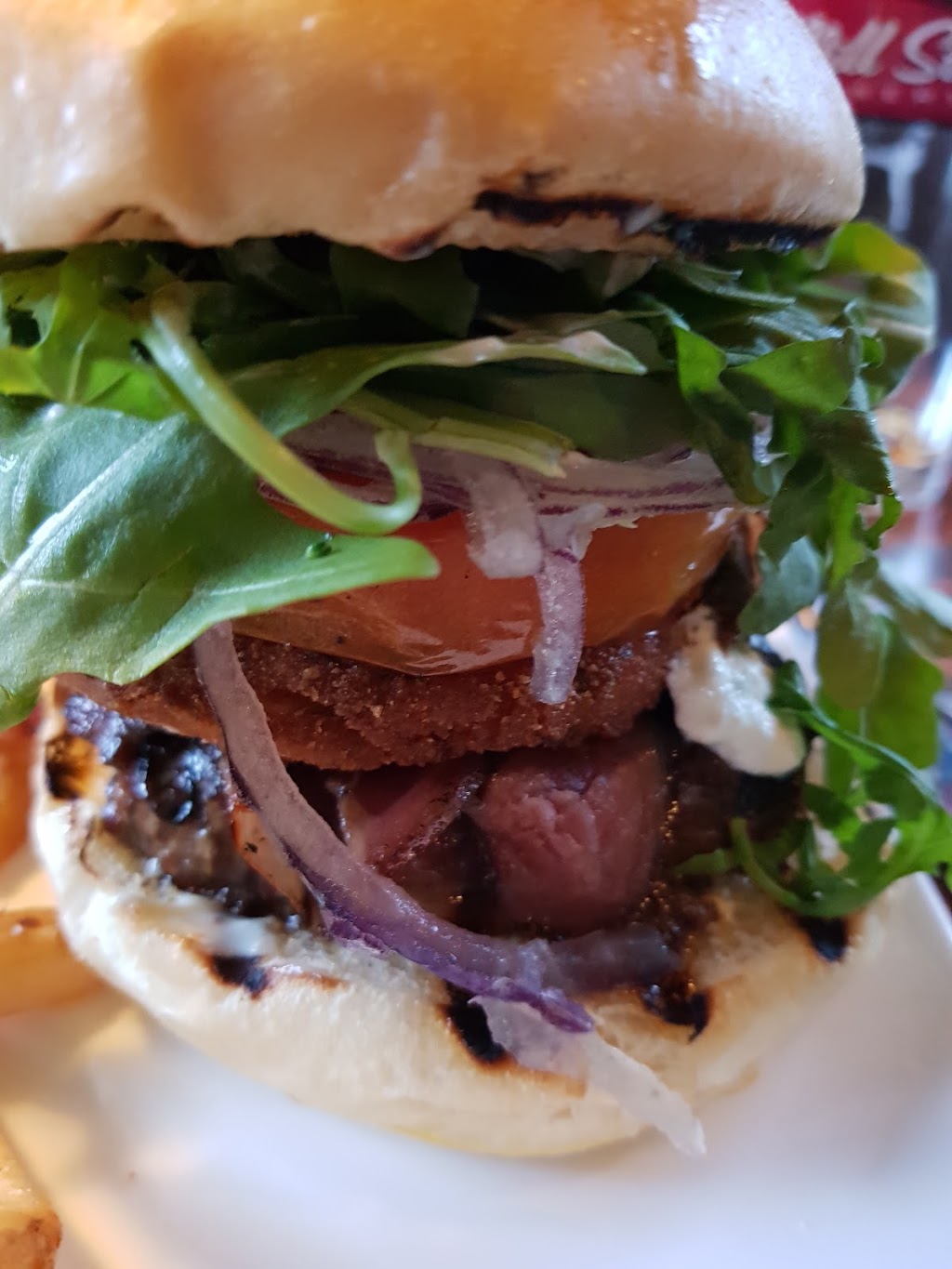 Tin Cup Sports Grill | 1540 North Service Rd W, Oakville, ON L6M 4A1, Canada | Phone: (905) 469-1441