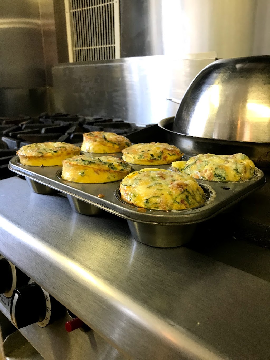 The Grafton Inn & Cafe | 10830 County Rd 2, Grafton, ON K0K 2G0, Canada | Phone: (905) 376-9130