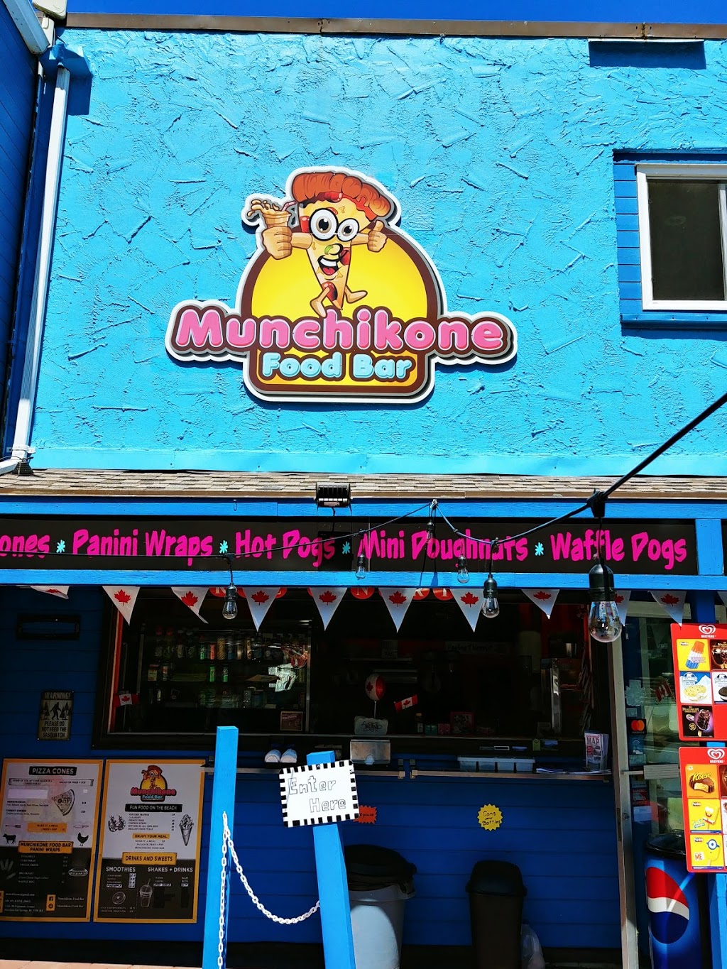 Munchikone Food Bar | 196 Esplanade Ave #112A, Harrison Hot Springs, BC V0M 1K0, Canada | Phone: (604) 491-5663