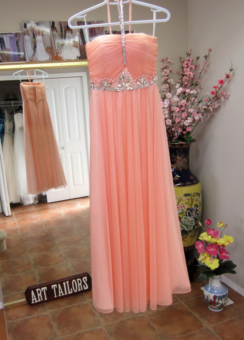 Art Tailors | 6838 Speaker Vista NW, Edmonton, AB T6R 0N9, Canada | Phone: (780) 471-4384