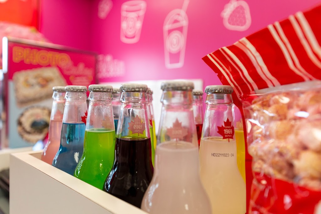 Marble Slab Creamery | 380 Dundas St E D9, Oakville, ON L6H 6Z9, Canada | Phone: (365) 726-8708