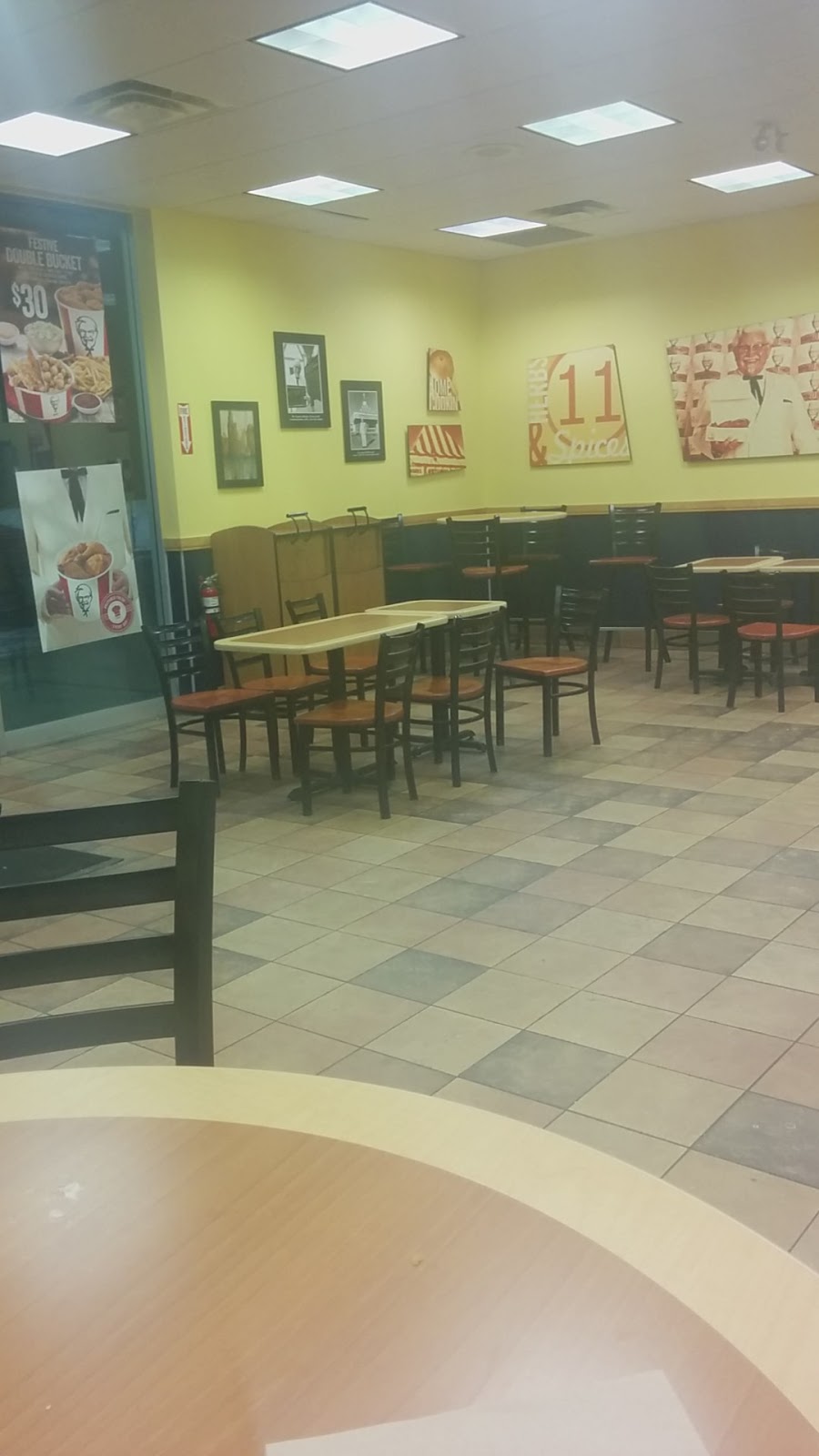 KFC | 474 Norfolk St S, Simcoe, ON N3Y 2X3, Canada | Phone: (519) 426-5240