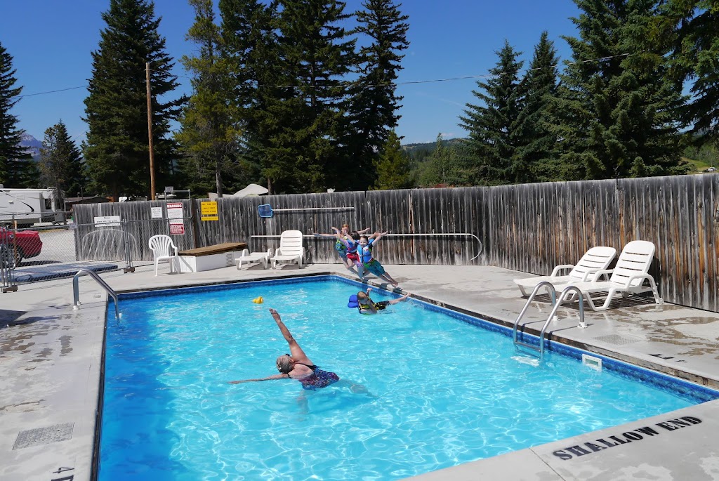 Lost Lemon Campground & Cabins | 11001 19 Ave, Blairmore, AB T0K 0E0, Canada | Phone: (403) 562-2932