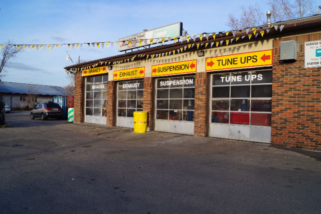 Accuracy Vital Automotive | 563 St Annes Rd, Winnipeg, MB R2M 3G5, Canada | Phone: (204) 253-1124