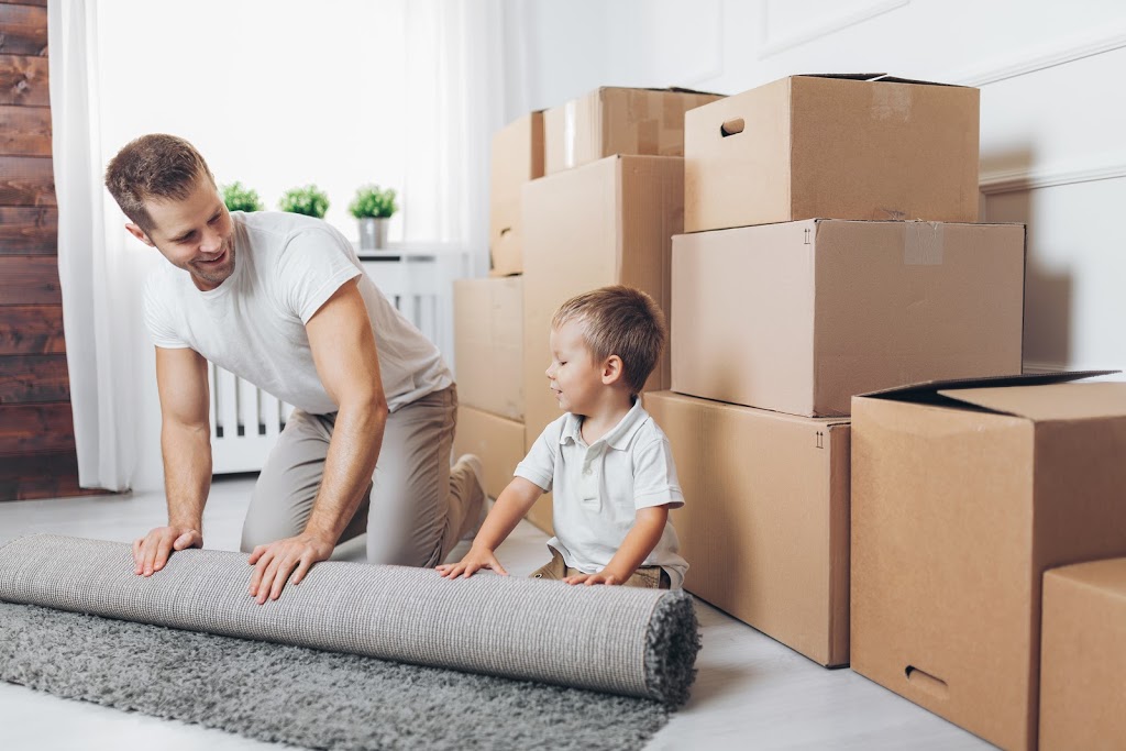 Transport Louis Cyr inc. | 49 Rue du Sous-Bois, Saint-Paul, QC J0K 3E0, Canada | Phone: (450) 365-4669