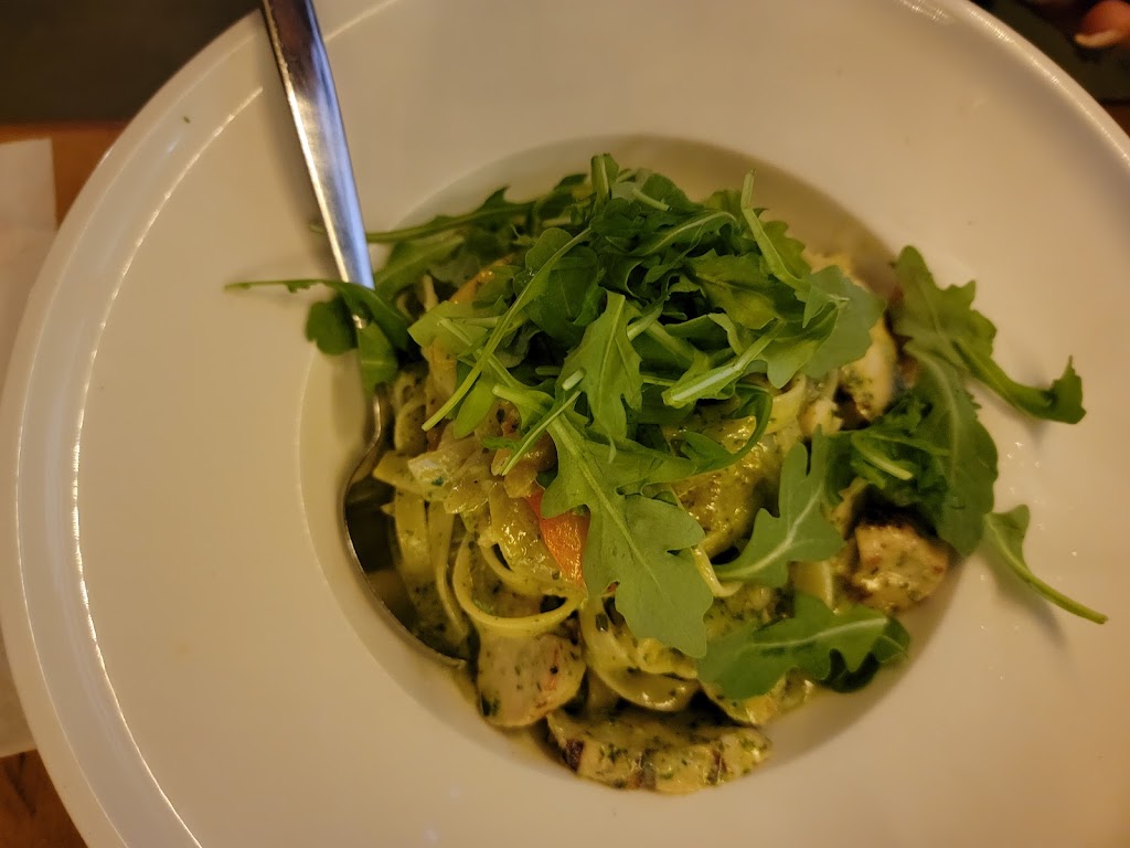 Amici | 1305 Pickering Pkwy, Pickering, ON L1V 3P2, Canada | Phone: (905) 492-6363