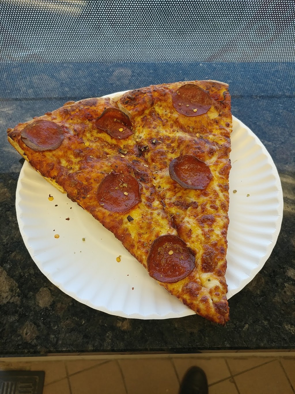 Biancas Pizza | 363 King St N, Waterloo, ON N2J 4L6, Canada | Phone: (519) 880-1500