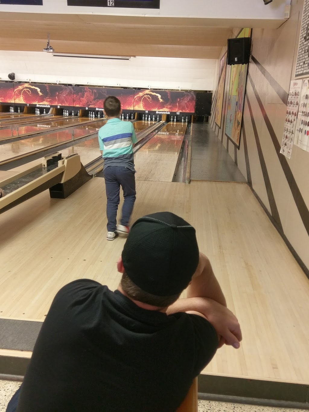 Mikes Bowling Lanes | 24 Lorne Ave W, Stratford, ON N5A 6S4, Canada | Phone: (519) 271-2092