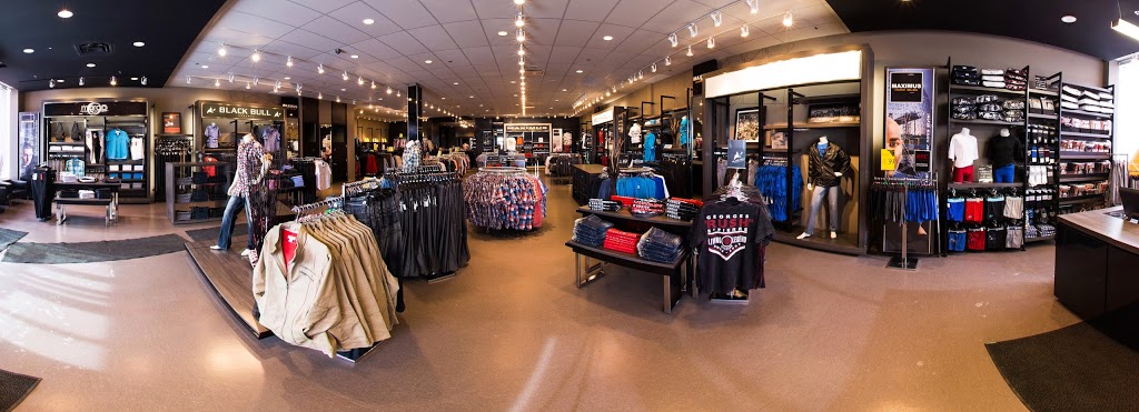Maximus Homme 1XL à 6XL Laval | 3217 Autoroute Jean-Noël-Lavoie, Laval, QC H7P 5P2, Canada | Phone: (450) 682-6299