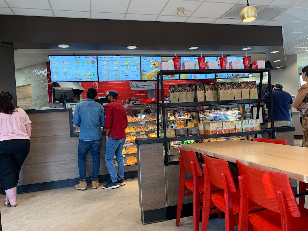 Tim Hortons | 3 Sarjeant Dr, Barrie, ON L4N 4V9, Canada | Phone: (705) 739-4811