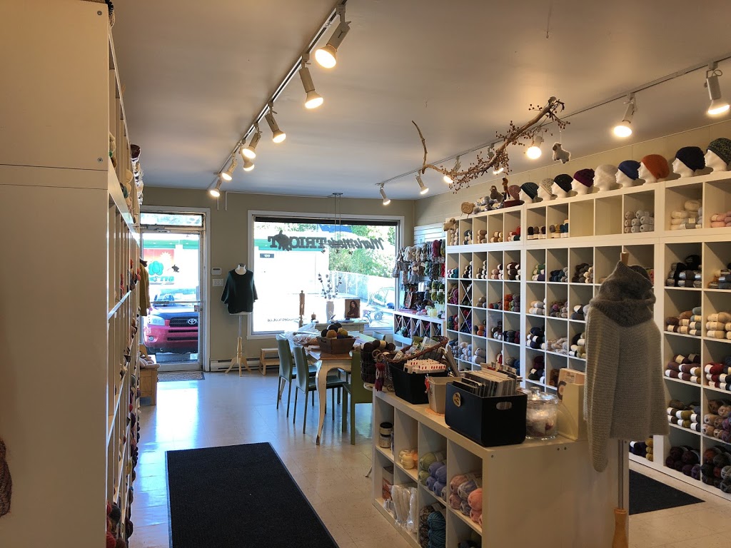 Marie Mode Tricot | 200 Grand Boulevard, LÎle-Perrot, QC J7V 4X1, Canada | Phone: (514) 901-0708